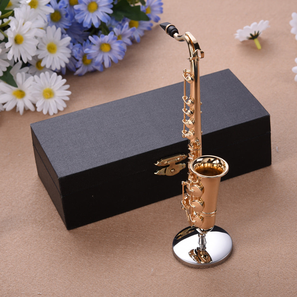 Modèle De Saxophone Alto Miniature Avec Support Et Boîtier - Achat & prix Modèle De Saxophone Alto Miniature Avec Support Et Boîtier - Achat & prix