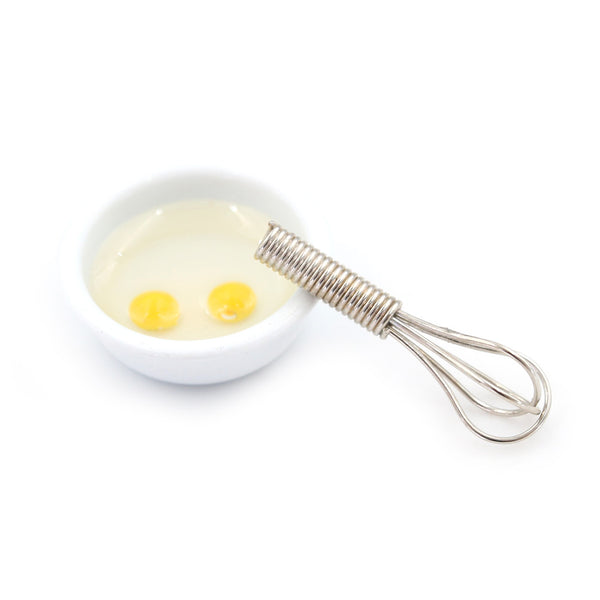 1/12 scale Dollhouse Miniature Cracked Eggs in Bowl with Whisk