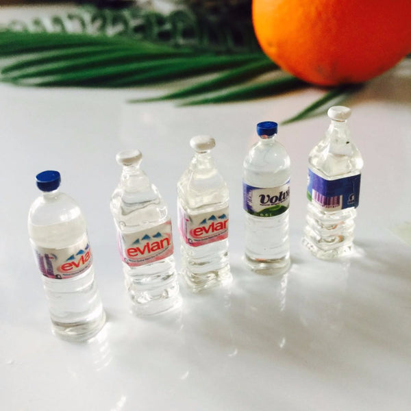 1:12 scale dollhouse miniature water bottles
