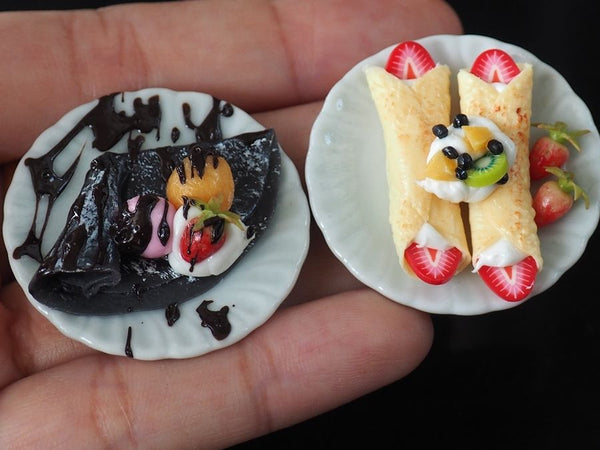 Miniature Crepe Cold Fruit and Charcoal Crepe