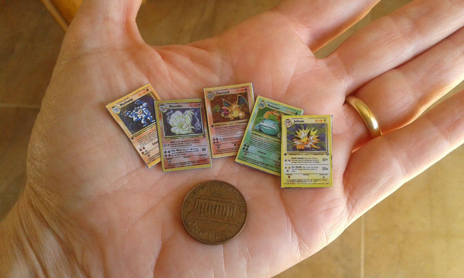 1:12 Miniature Pokemon Cards (5 pcs)