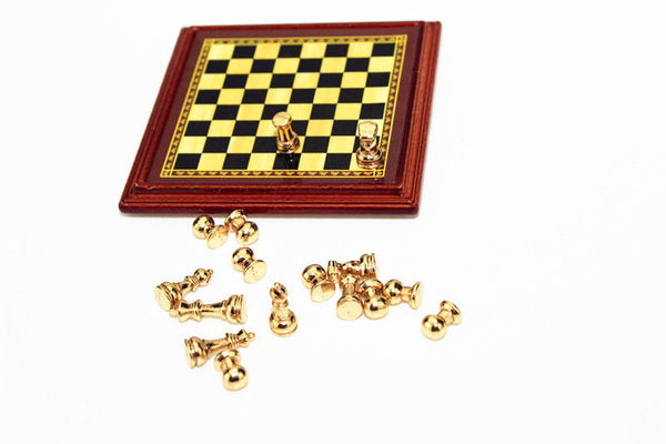 Dollhouse Chess Set (Silver and Gold) 1:12 scale