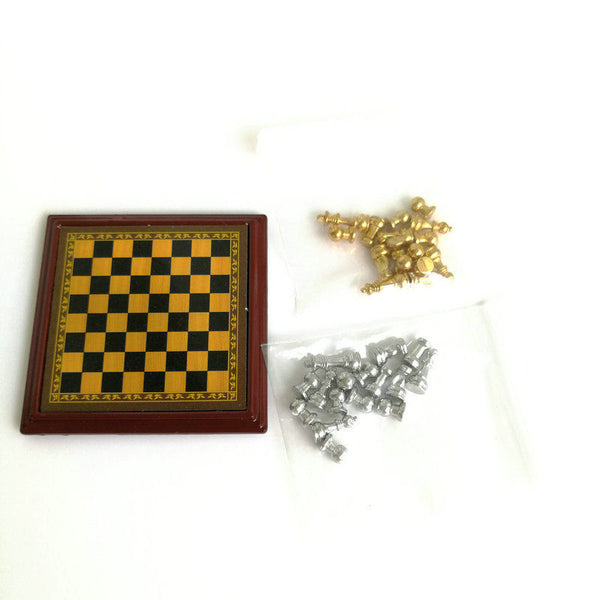 1:12 dollhouse miniature chess set