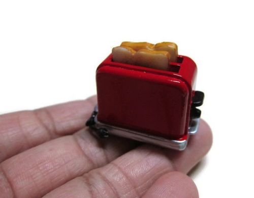 1:12 Dollhouse Miniature Bread Toaster