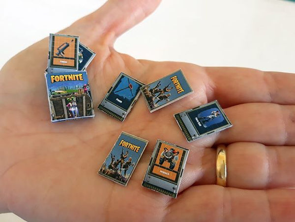 Miniature Fortnite Playing Cards 1/12 scale